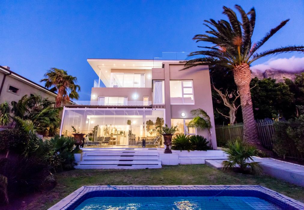 Villa on 1st Crescent