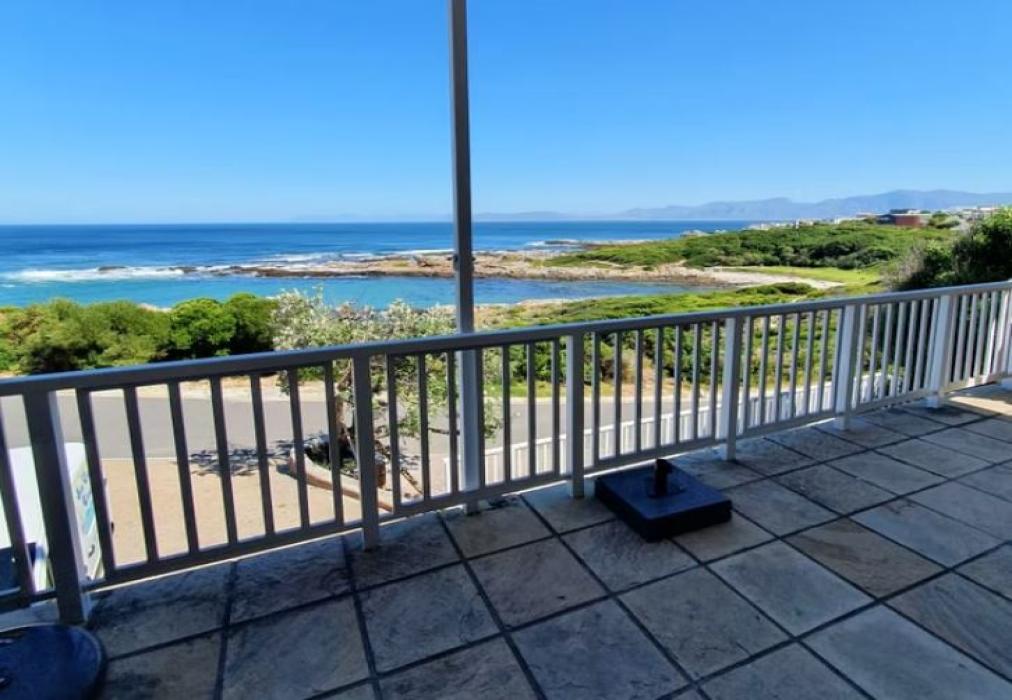 La Mer Holiday Home