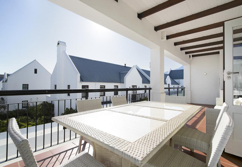 Winelands Golf Lodges 24