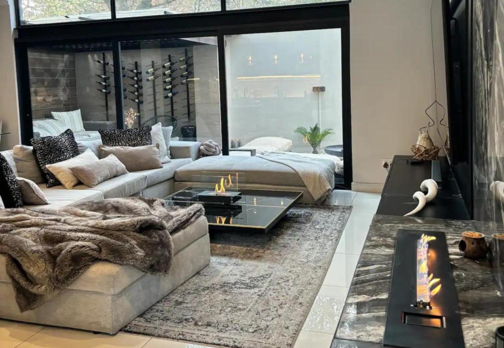 Bryanston Townhouse