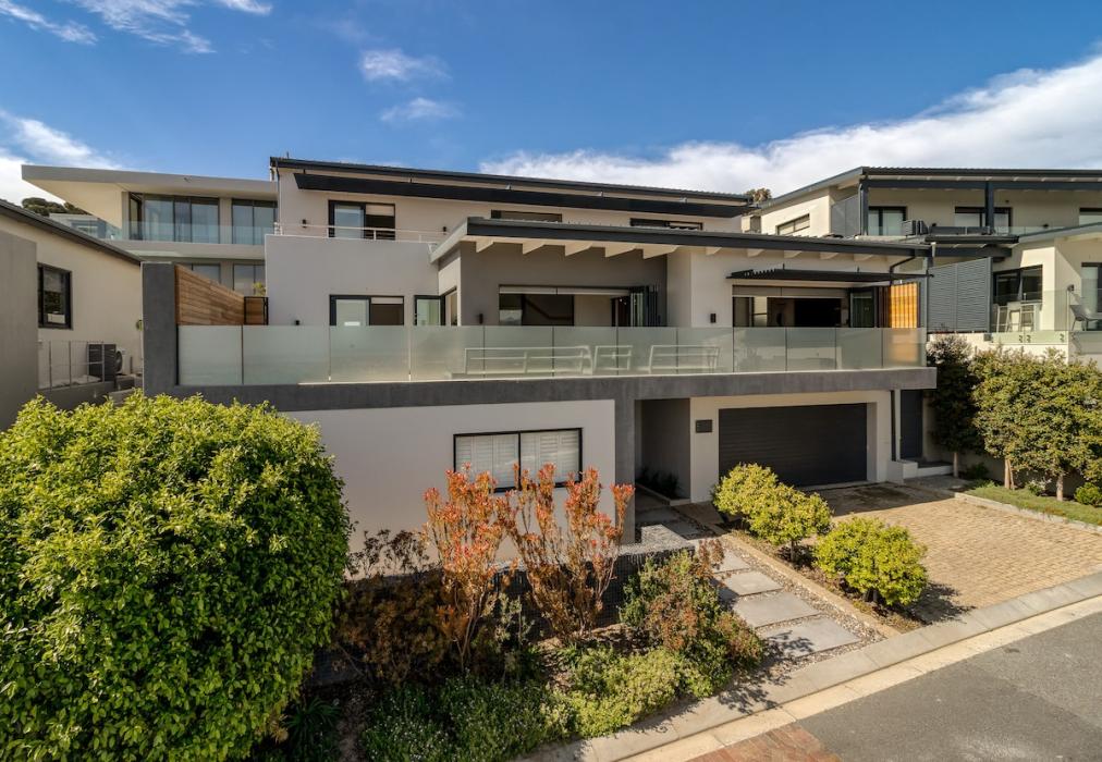 UniqueStay Somerset West Holiday Home