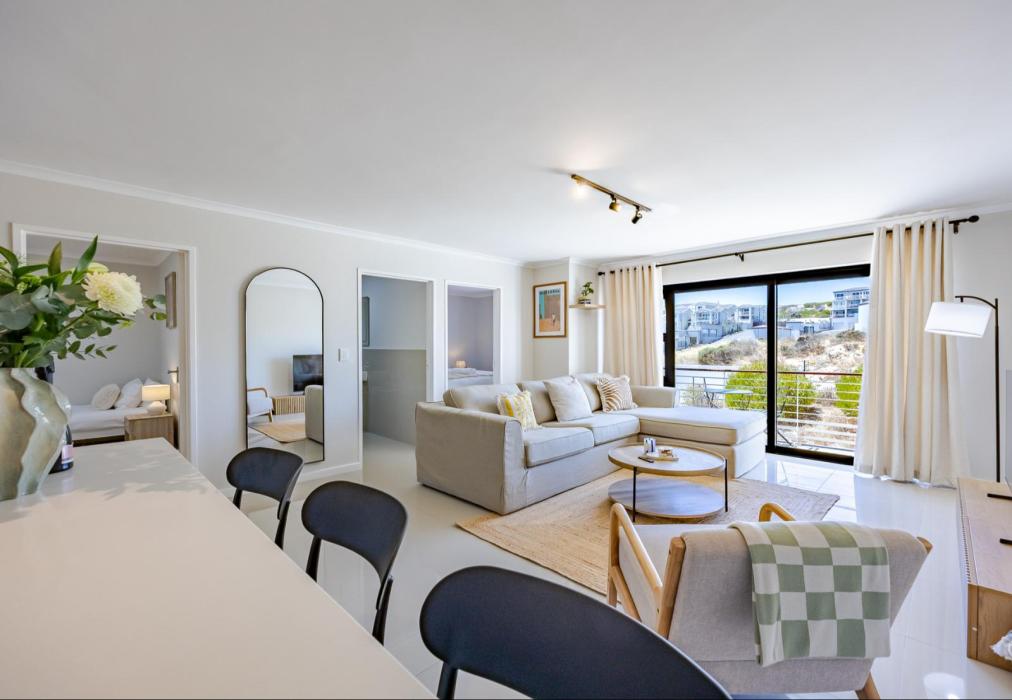 105 Azure on the Bay 2 Bed